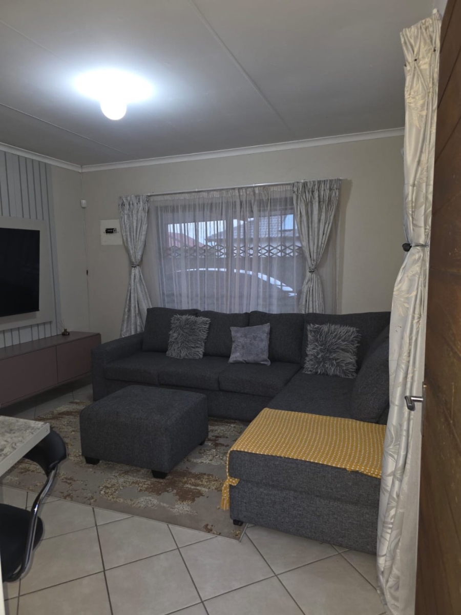 3 Bedroom Property for Sale in Raceway Free State